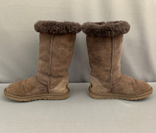 Load image into Gallery viewer, UGG AUSTRALIA CLASSIC TALL BOOTS - Brown UGGS - Women&#39;s Size UK 4.5 - EU 37 - US 6
