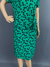 Load image into Gallery viewer, DIANE von FURSTENBERG Green ZOE DRESS Size US 6 - UK 8 DVF
