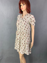 Load image into Gallery viewer, SANDRO Beautiful Floral Pattern DRESS Size 1 - UK 8
