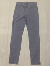 Load image into Gallery viewer, J BRAND Ladies SKINNY LEG PLUM JEANS Size Waist 26&quot; JBRAND
