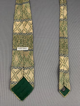 Load image into Gallery viewer, GIORGIO ARMANI CRAVATTE 100% Silk TIE - Made in Italy - FR19469

