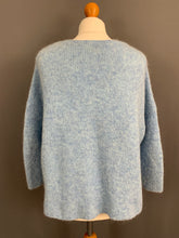 Load image into Gallery viewer, AMERICAN VINTAGE JUMPER - Mohair Blend - Womens Size M / L Medium / Large
