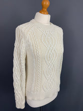 Load image into Gallery viewer, GANT Women&#39;s Ivory Chunky Knit JUMPER - Size Small S
