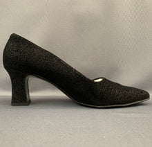 Load image into Gallery viewer, SALVATORE FERRAGAMO PUMPS / COURT SHOES - Women&#39;s Size 9 B - UK 6.5 - EU 39.5
