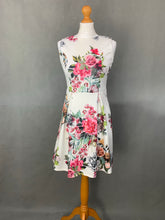 Load image into Gallery viewer, PEPONE France Ladies Floral Pattern DRESS - Size UK 10
