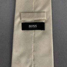 Load image into Gallery viewer, HUGO BOSS TIE - 100% SILK - Made in Italy - FR20621
